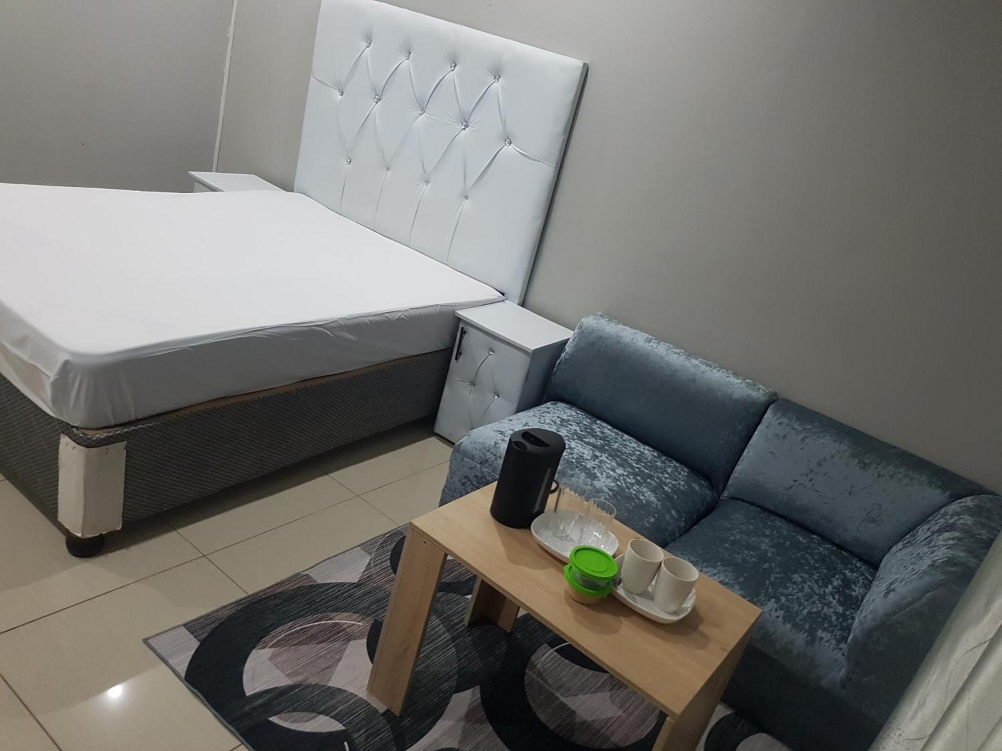 Reitz Guest House Mafikeng Buitenkant foto